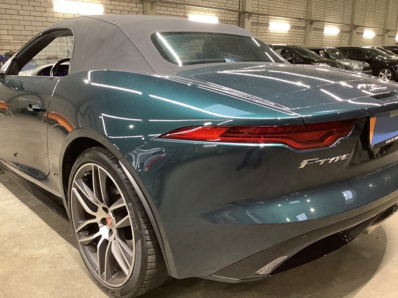 Jaguar F-TYPE 30t R-Dynamic 2022