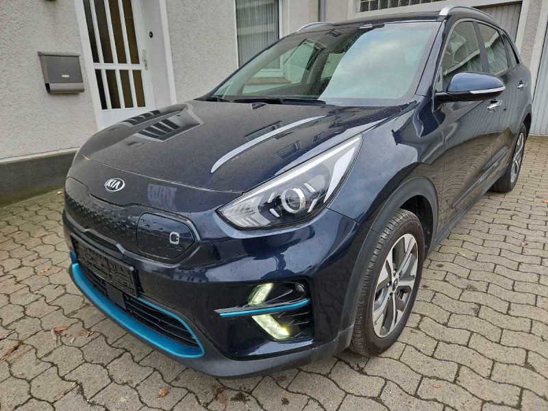 Kia Niro e-Niro electric drive 150 kW Vision 2020