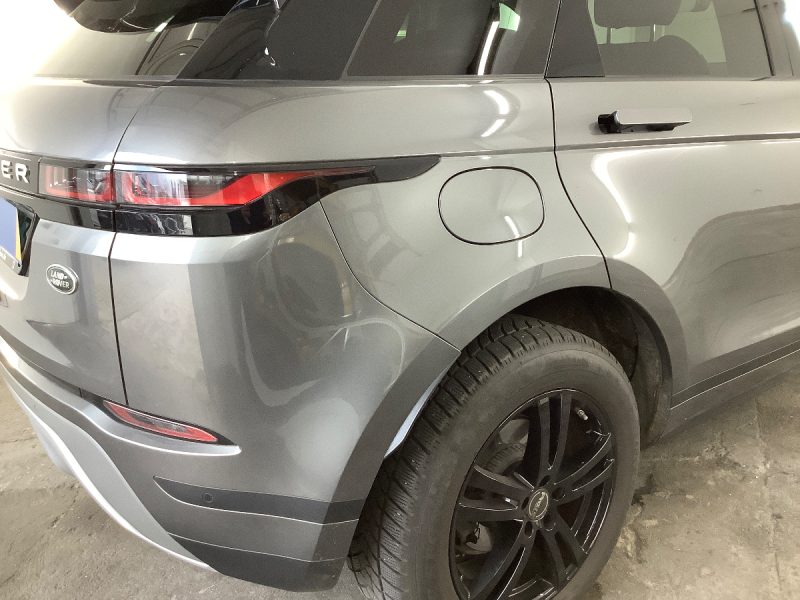 Land Rover Evoque P200 2019