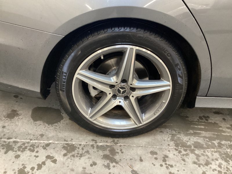 Mercedes-Benz E-Klasse E 220 d AMG Line 2020