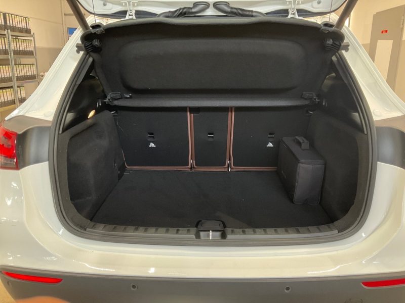 Mercedes-Benz GLA-Klasse GLA 250e Progressive 2020