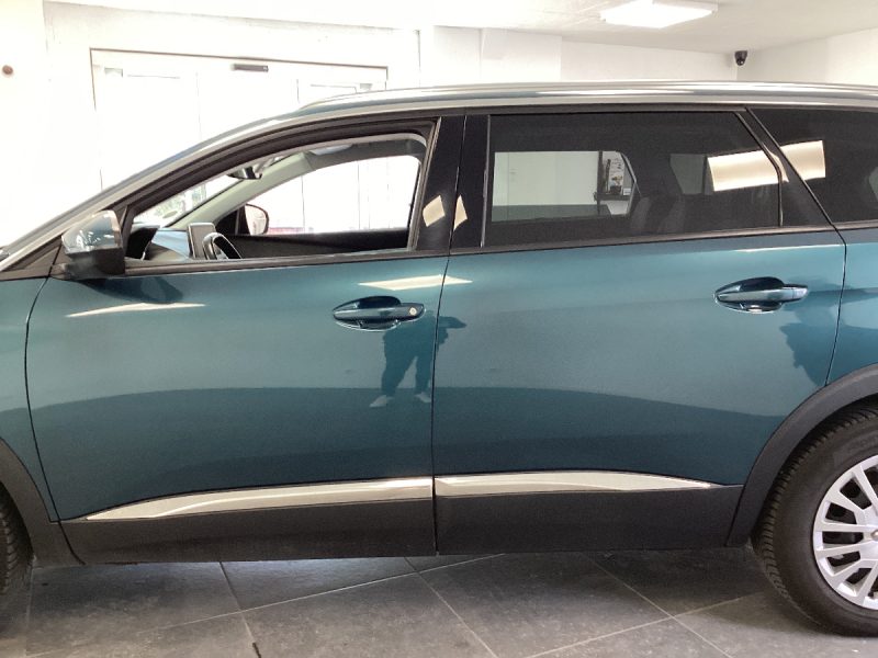 Peugeot 5008 1.5 Blue-HDi Allure 2018