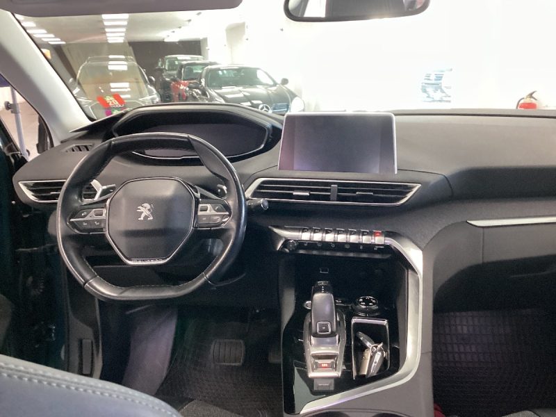 Peugeot 5008 1.5 Blue-HDi Allure 2018