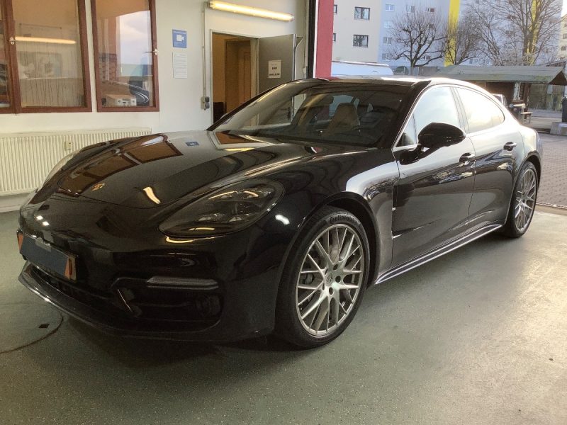 Porsche Panamera 4S 2018