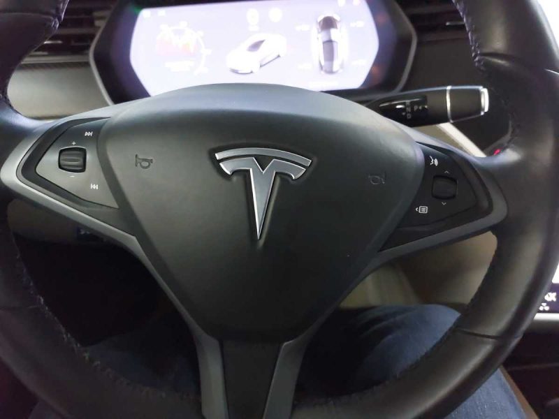 Tesla Model S 2018