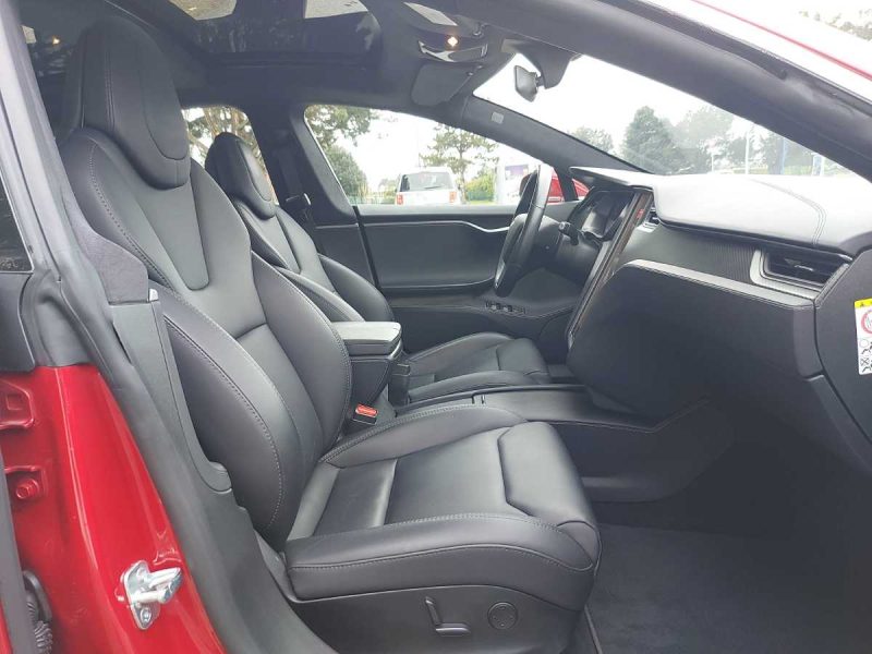 Tesla Model S 2019
