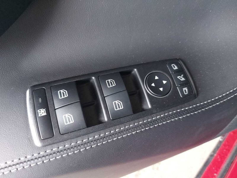 Tesla Model S 2019