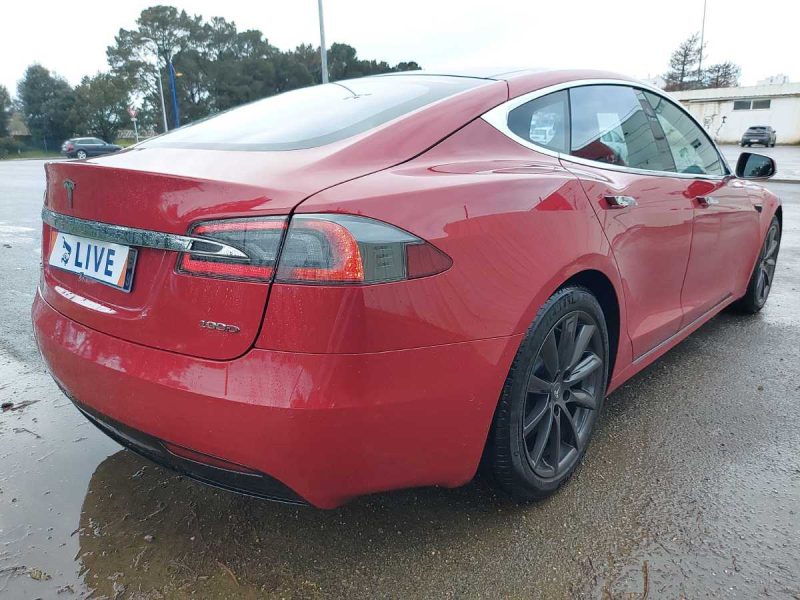 Tesla Model S 2019