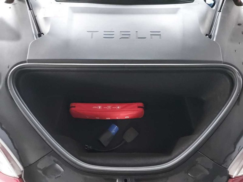 Tesla Model S 2019