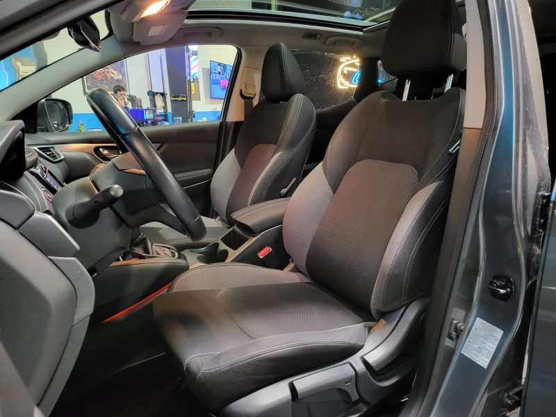 NISSAN QASHQAI II 1.2 DIG-T 115cv N-Connecta Xtronic / TOIT PANORAMIQUE/CAMERA DE RECUL/RADAR-AR