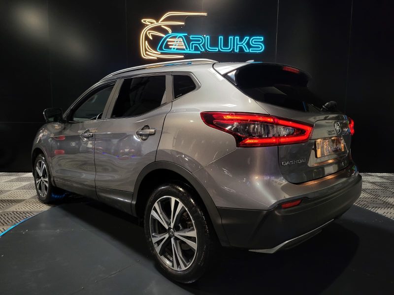 NISSAN QASHQAI II 1.2 DIG-T 115cv N-Connecta Xtronic / TOIT PANORAMIQUE/CAMERA DE RECUL/RADAR-AR