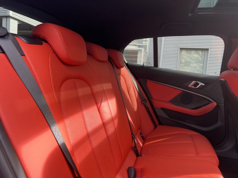 B.M.W. SERIE 1 Pack M