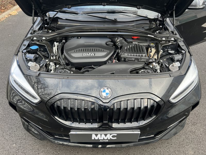 B.M.W. SERIE 1 Pack M