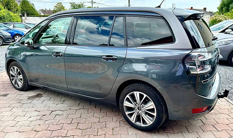 CITROEN C4 GRAND PICASSO II 1.6L THP 165cv *EXCLUSIVE* 7 Places / RÉVISER 