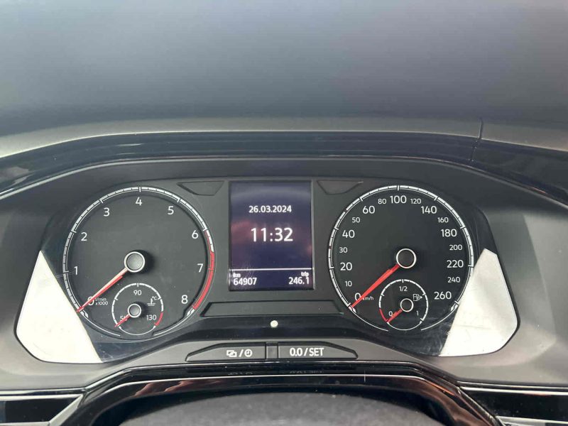 VOLKSWAGEN POLO VI 2020