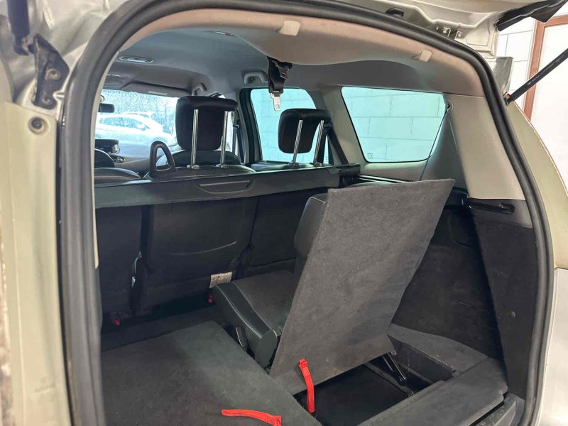 RENAULT GRAND SCÉNIC III 2015