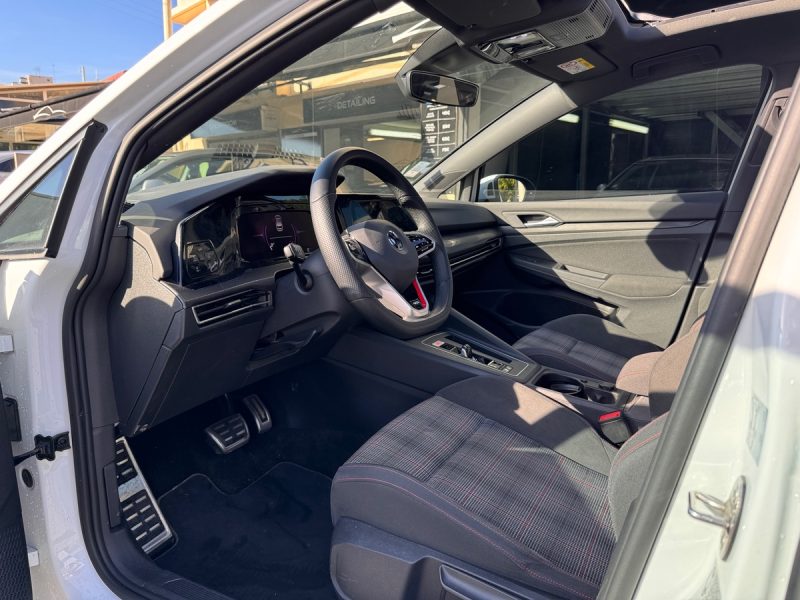 VOLKSWAGEN GOLF VIII 2020