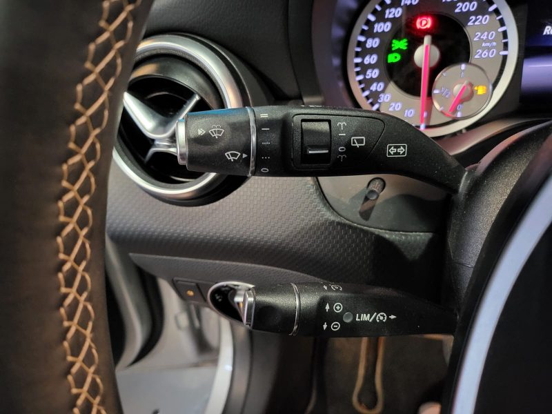 MERCEDES-BENZ CLASSE A 180 122cv Sensation Boîte Auto 7G-DCT 1ère Main