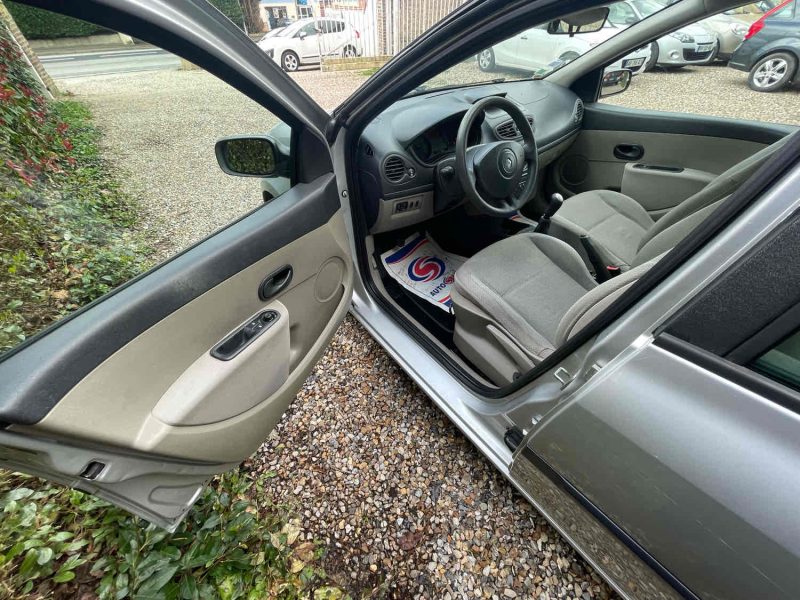 RENAULT CLIO III 2005 1.2 16V 75cv