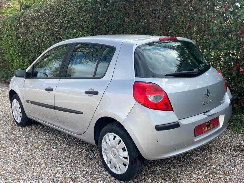 RENAULT CLIO III 2005 1.2 16V 75cv