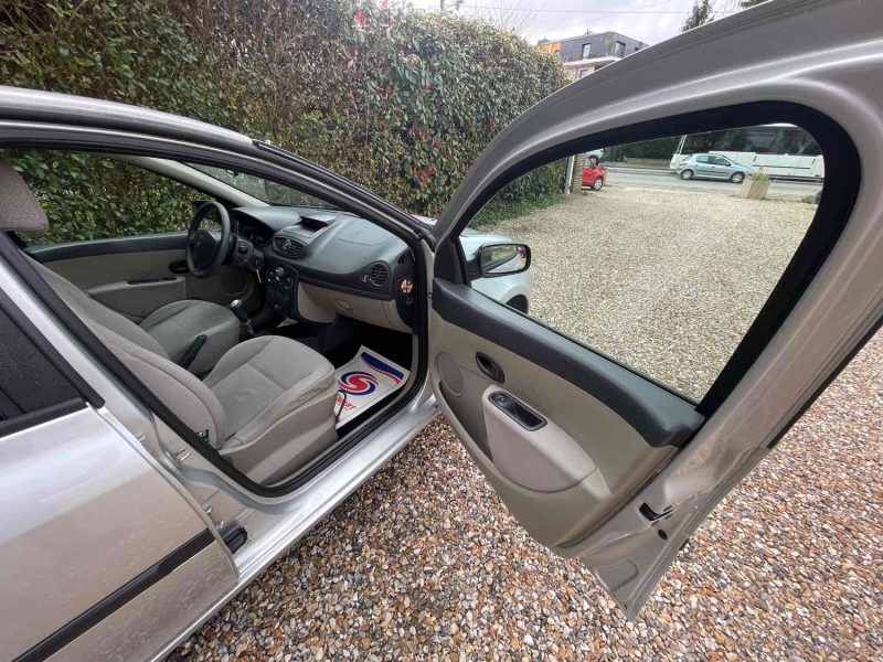 RENAULT CLIO III 2005 1.2 16V 75cv