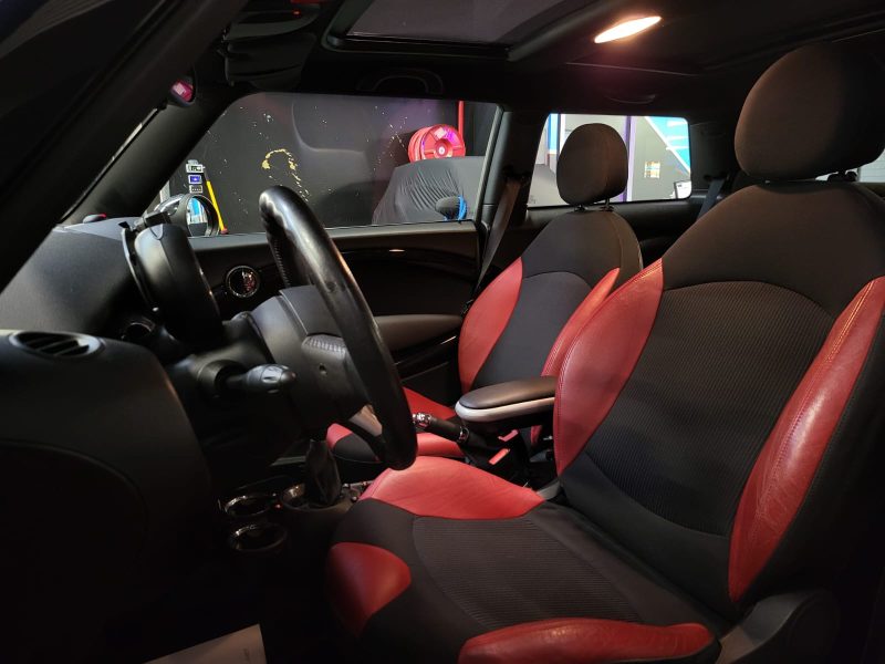 MINI JOHN COOPER WORKS 211cv R56 BVM6 JCW / SUIVI COMPLET / GPS / DOUBLE TOIT OUVRANT