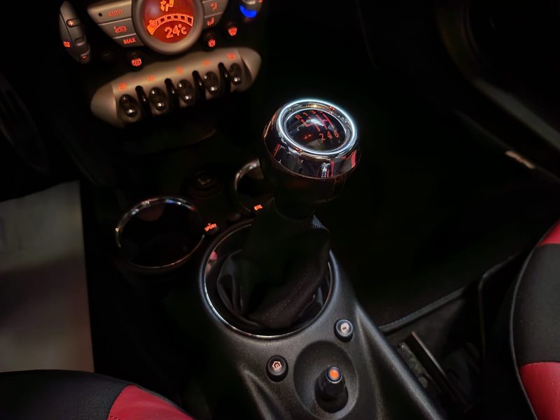 MINI JOHN COOPER WORKS 211cv R56 BVM6 JCW / SUIVI COMPLET / GPS / DOUBLE TOIT OUVRANT