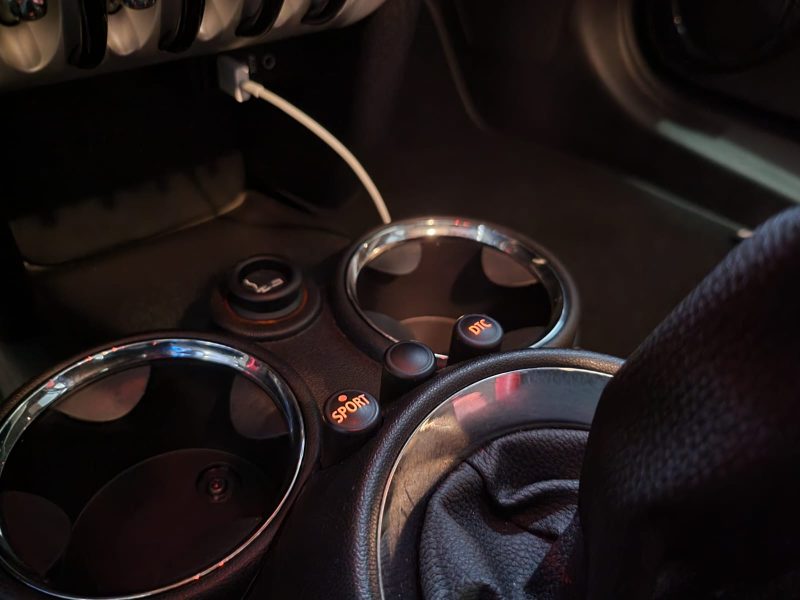 MINI JOHN COOPER WORKS 211cv R56 BVM6 JCW / SUIVI COMPLET / GPS / DOUBLE TOIT OUVRANT