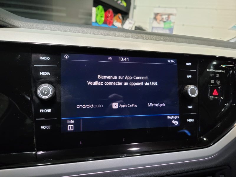 VOLKSWAGEN POLO VI 1.0 TSI 95cv Carat DSG7 / APPLE CARPLAY/ANDROID AUTO/SIEGES CHAUFFANT