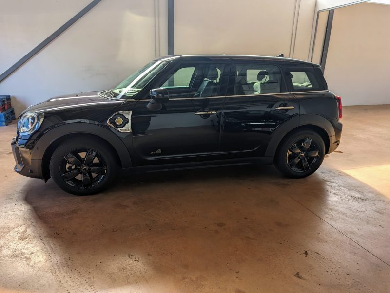 MINI COUNTRYMAN II (2) (F60) 125 + 95 ALL4 COOPER SE NORTHWOOD BVA6