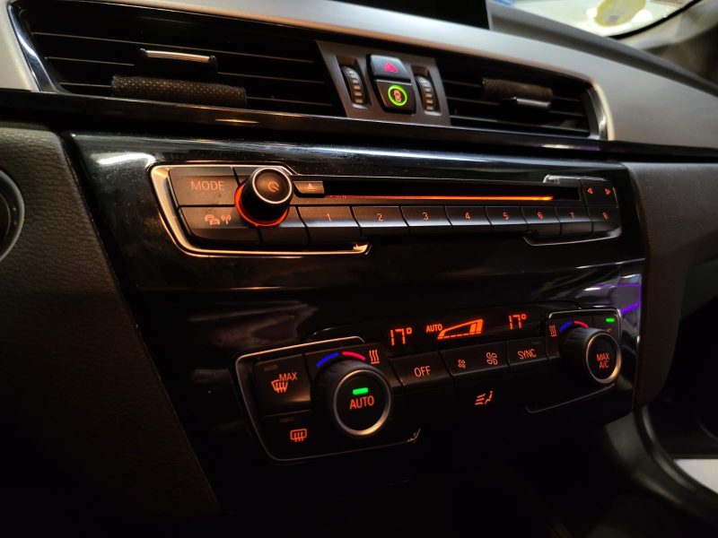 BMW X1 16D SDRIVE 116cv LOUNGE / ECLAIRAGE FULL LED / RADAR AV ET AR / HAYON ELECTRIQUE