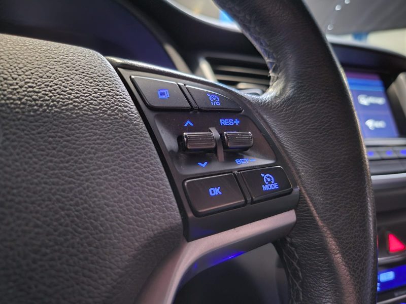 HYUNDAI TUCSON 1.7 CRDi 141CV EXECUTIVE /SIEGES ELECTRIQUES/CHAUFFANTS+VOLANT CHAUFFANT+PARK ASSIST+