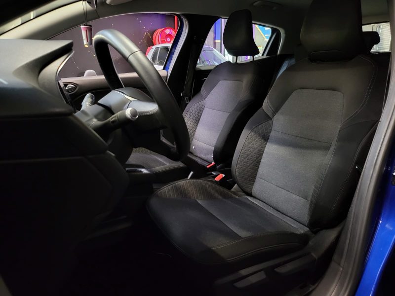 RENAULT CLIO V 1.6 E-TECH 140cv ZEN ANGLE MORT / VIRTUAL COCKPIT / DETECTEUR DE PANNEAUX / RADAR AR