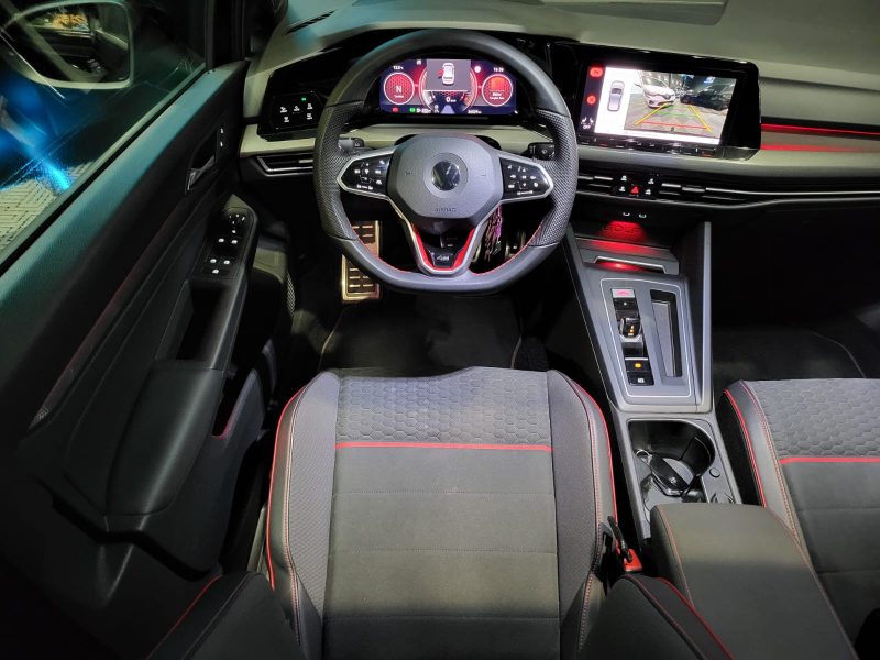 GTI Clubsport 2.0 TSI 300cv Edition 00045 DSG7 / AKRAPOVIC  / KEYLESS GO / TOIT OUVRANT / CAMERA / C