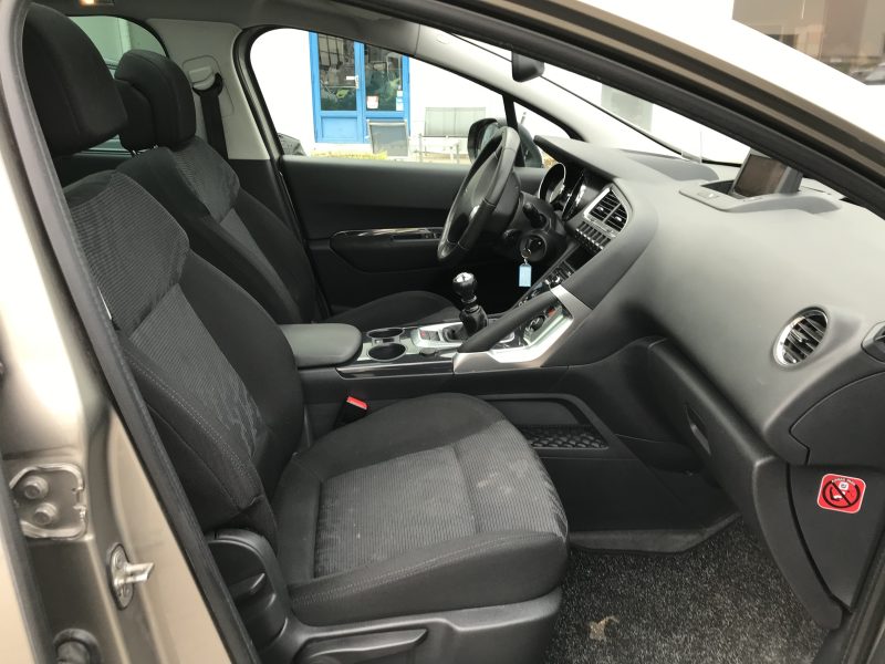 PEUGEOT 3008 I - 2.0 HDi 150cv FELINE FAP - GARANTIE 6 MOIS