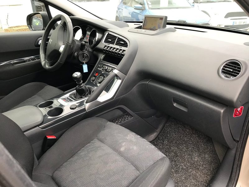 PEUGEOT 3008 I - 2.0 HDi 150cv FELINE FAP - GARANTIE 6 MOIS