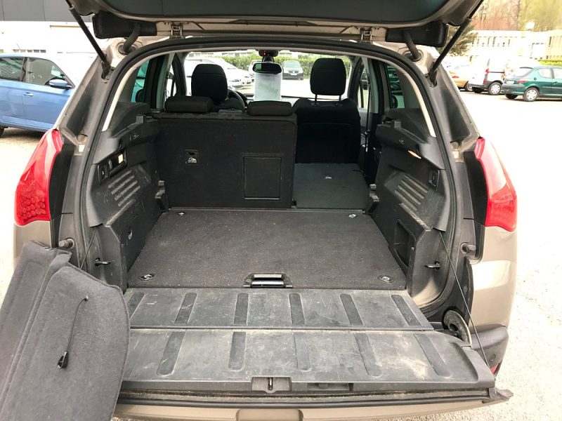 PEUGEOT 3008 I - 2.0 HDi 150cv FELINE FAP - GARANTIE 6 MOIS