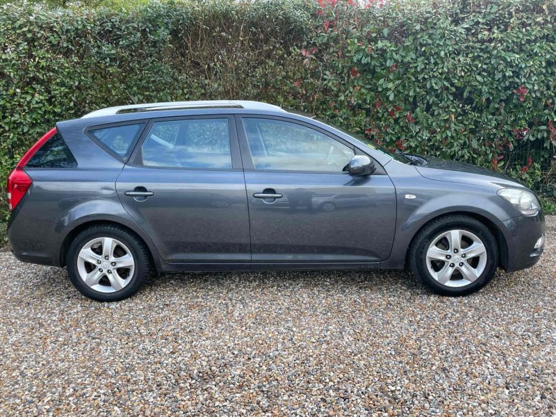 KIA CEE\'D SW 2012 1.6 CRDi 115cv