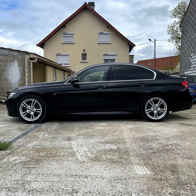 B.M.W. SERIE 3 2017