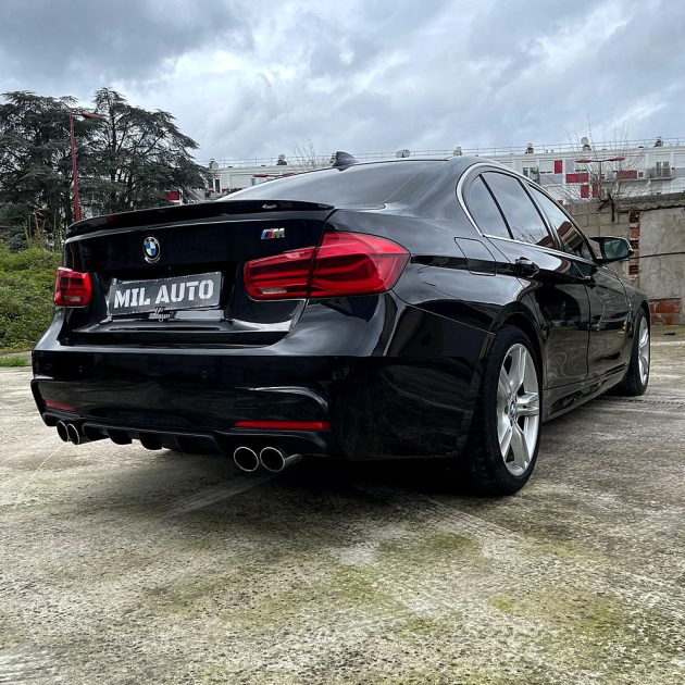 B.M.W. SERIE 3 2017