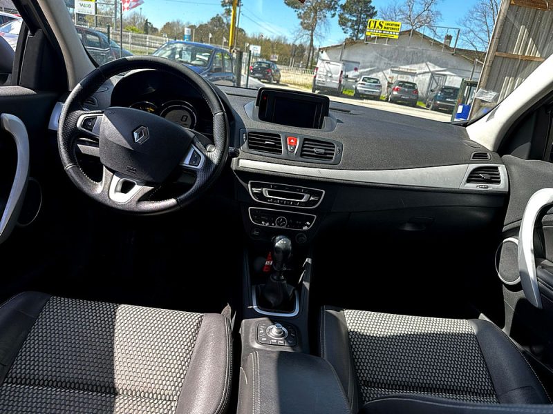 RENAULT MEGANE 3 TOMTOM 2011
