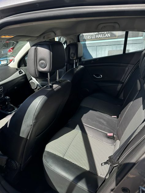 RENAULT MEGANE 3 TOMTOM 2011