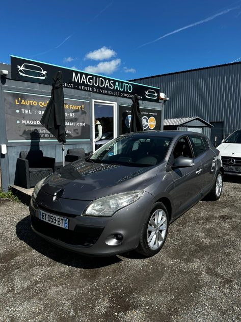 RENAULT MEGANE 3 TOMTOM 2011