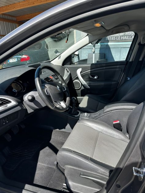 RENAULT MEGANE 3 TOMTOM 2011