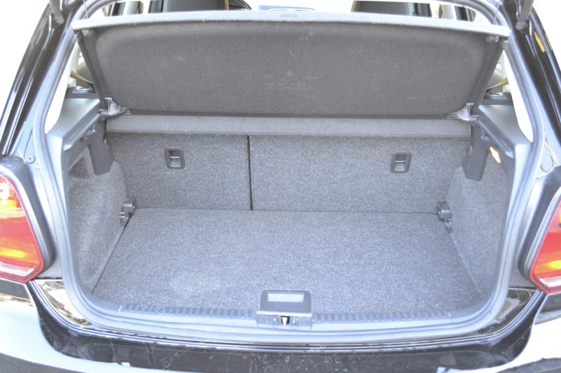 VOLKSWAGEN POLO V 1.0 60 Lounge