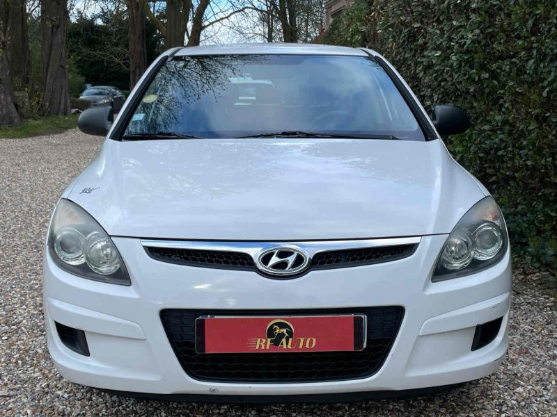 HYUNDAI I30 2010 1.6 CRDi 90cv