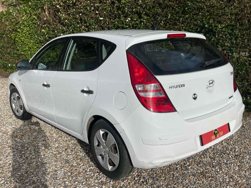 HYUNDAI I30 2010 1.6 CRDi 90cv