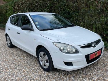 HYUNDAI I30 2010 1.6 CRDi 90cv