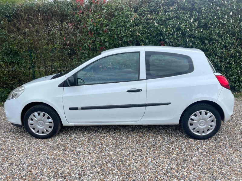 RENAULT CLIO III 2011 1.5 dCi 68cv