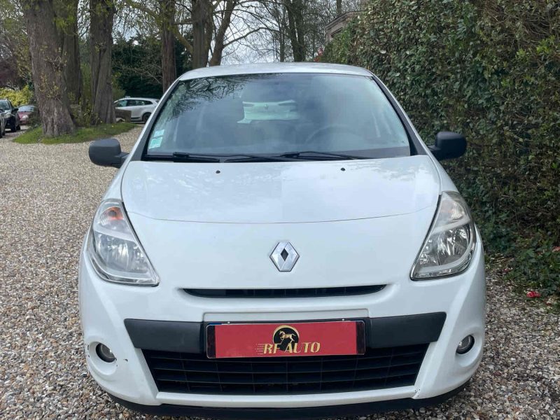 RENAULT CLIO III 2011 1.5 dCi 68cv